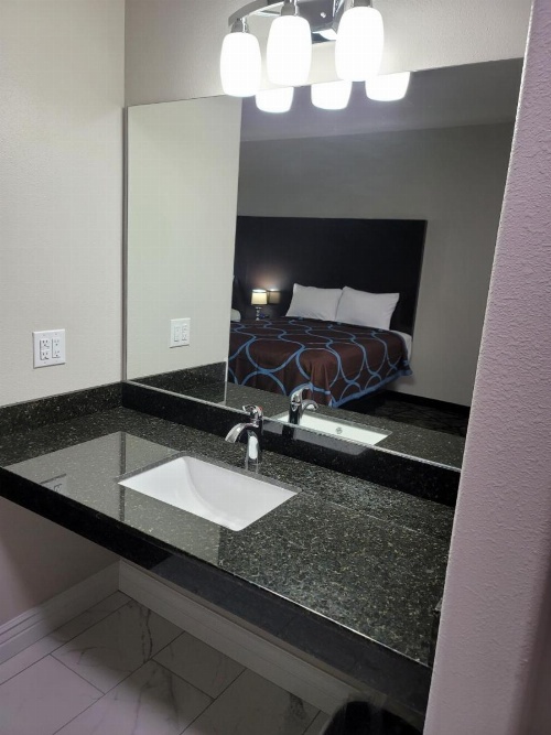 Best Inn Motel Salina image 27